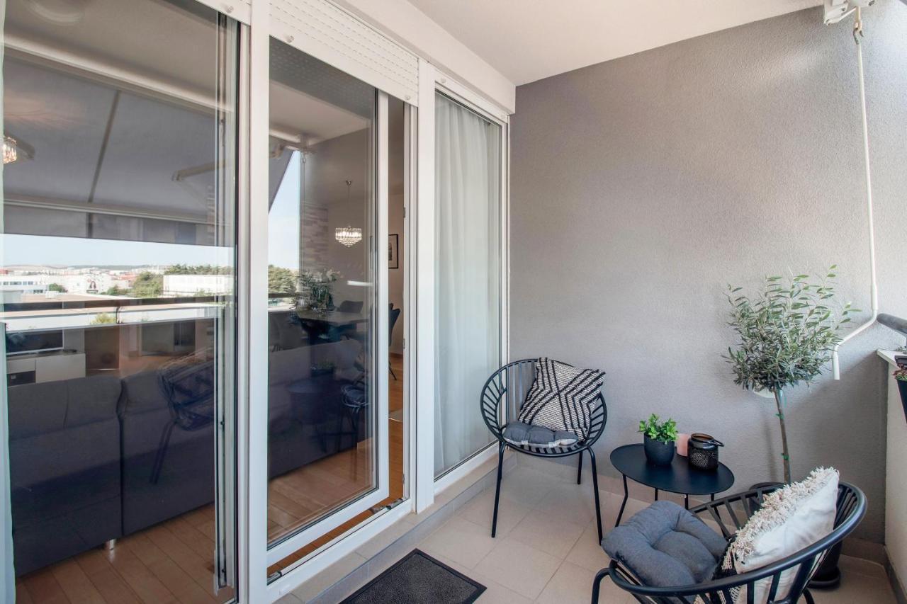 Apartman Montesa With Free Parking And Balcony *